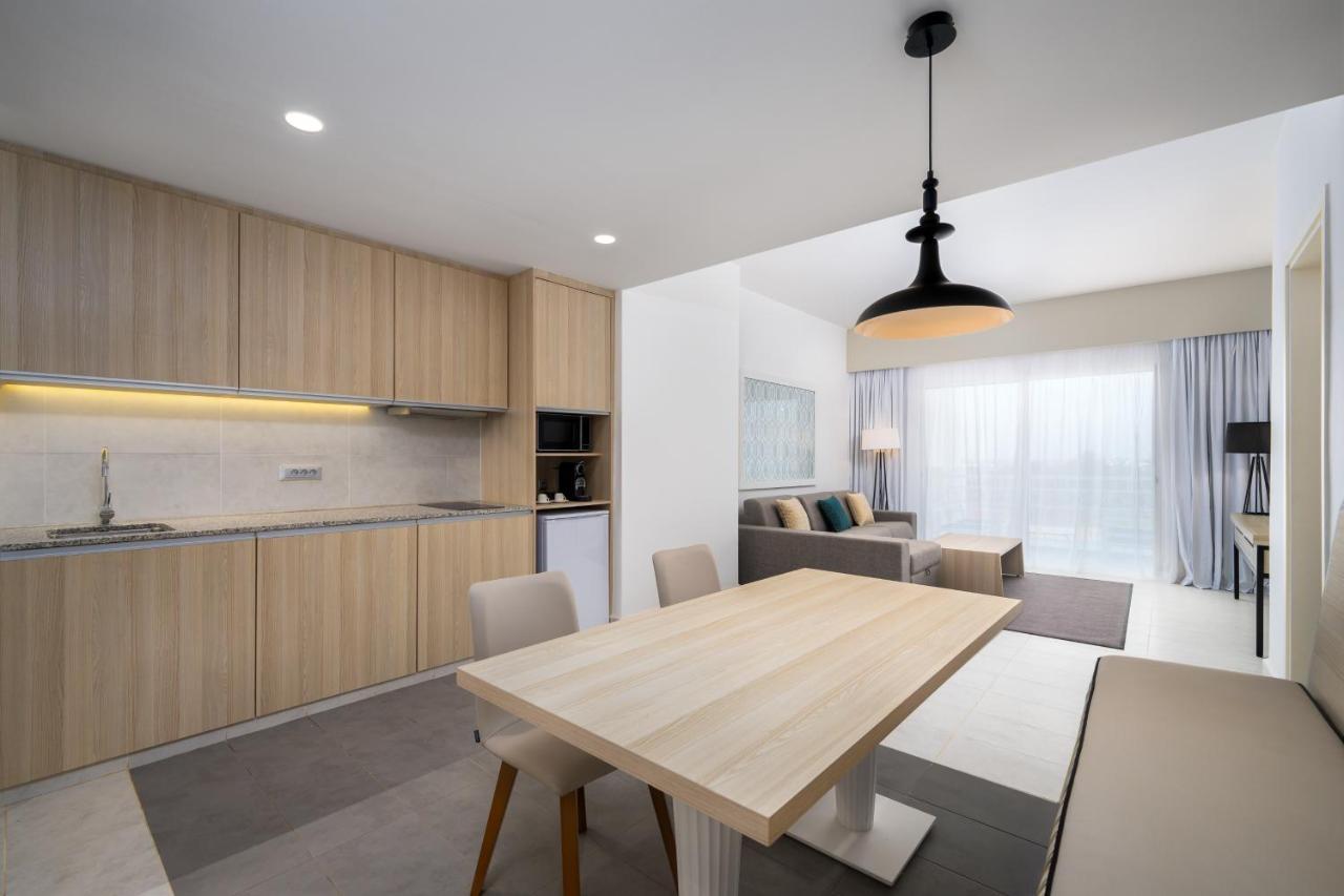 Radisson Blu Residences,